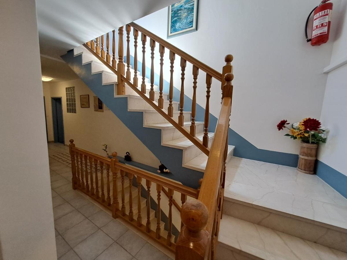 Sobe Mamalu Acomodação com café da manhã Valun Exterior foto